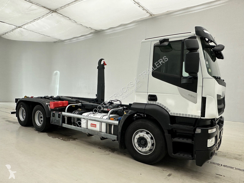 Vrachtwagen Iveco 460 - 6x2