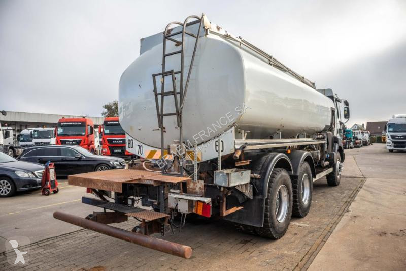 Vrachtwagen Renault KERAX 370-6X4+16000L/5COMP