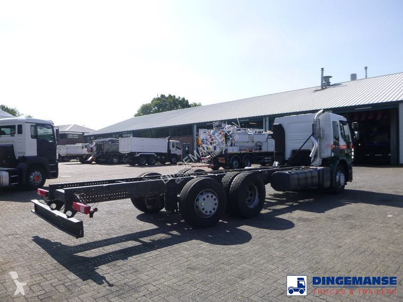 Kamion Renault 370 6x2 chassis + ADR
