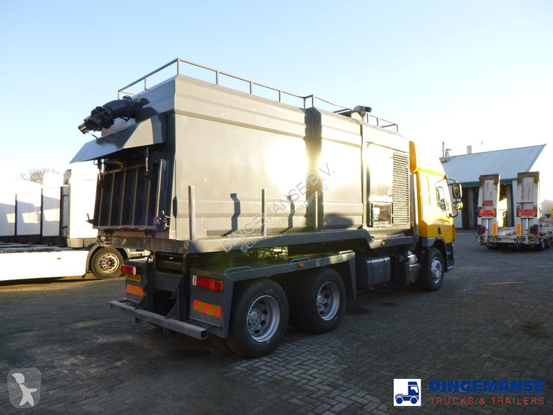 Kamion DAF 75250 6x4 RHD vacuum tank / saugbagger