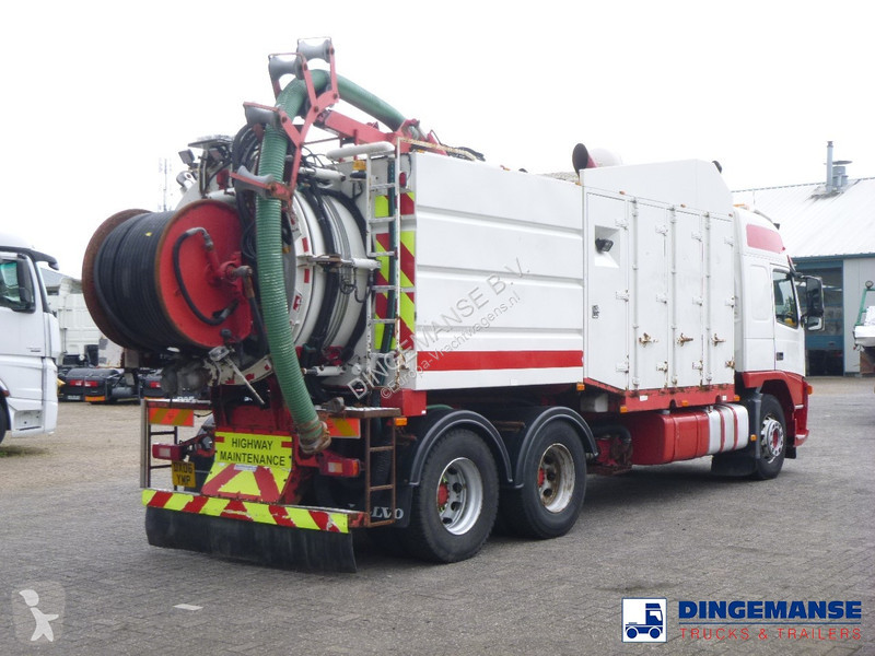Camion Volvo FM 9 6X4 RHD Eurovac 1200 vacuum...