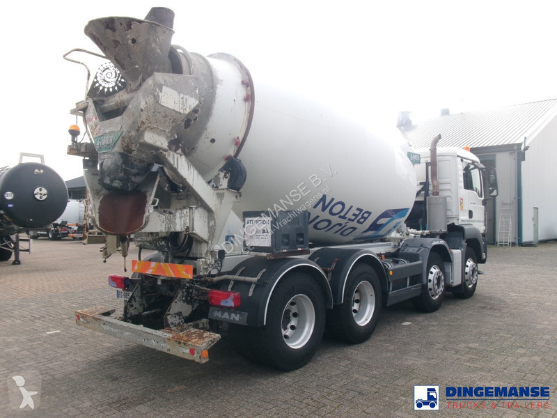 Lastbil MAN 32.360 8X4 Euro 6 Imer concrete...