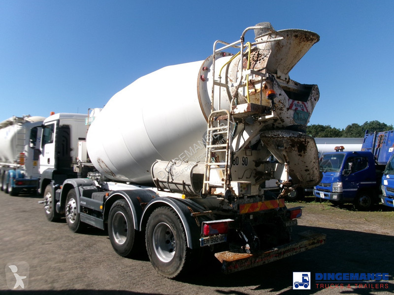 Lastbil MAN 32.360 8X4 Euro 6 Imer concrete...