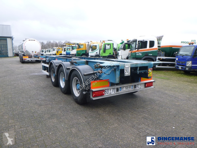 Camion Fruehauf 3-axle container chassis 20, 30 ft