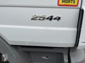 Lastbil flerecontainere Mercedes