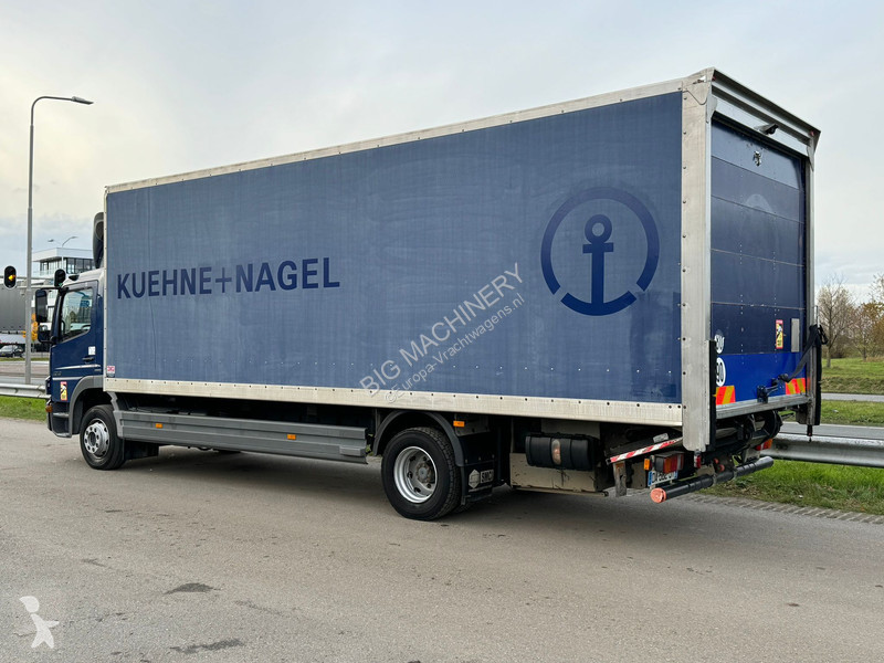 Kamion Mercedes 4x2 Cargo Truck EURO5