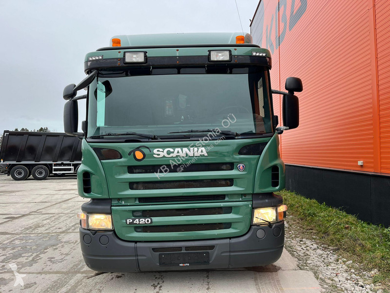 Kamion Scania 420 6x2*4 DISAB EN VAC 12,5 m3