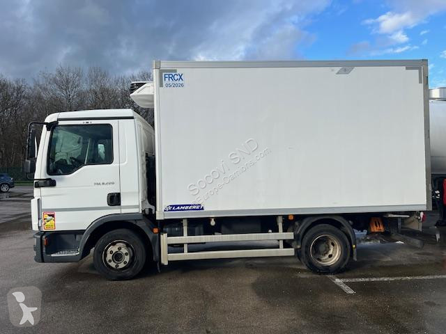 Camion MAN 8.220