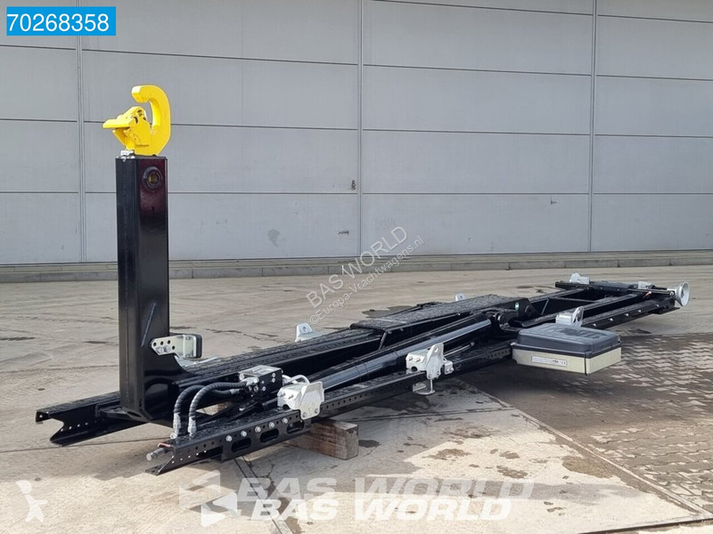 Vrachtwagen Hyva 20-65 S Hooklift 8X4 HYVA...