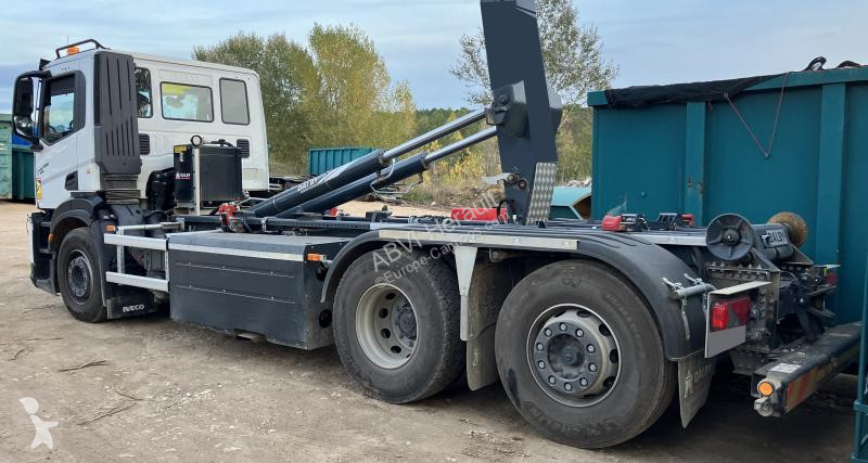 Camion Iveco BRAS 20t POTENCE COULISSANTE 6X2...