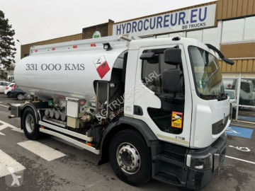 Camion citerne hydrocarbures Renault