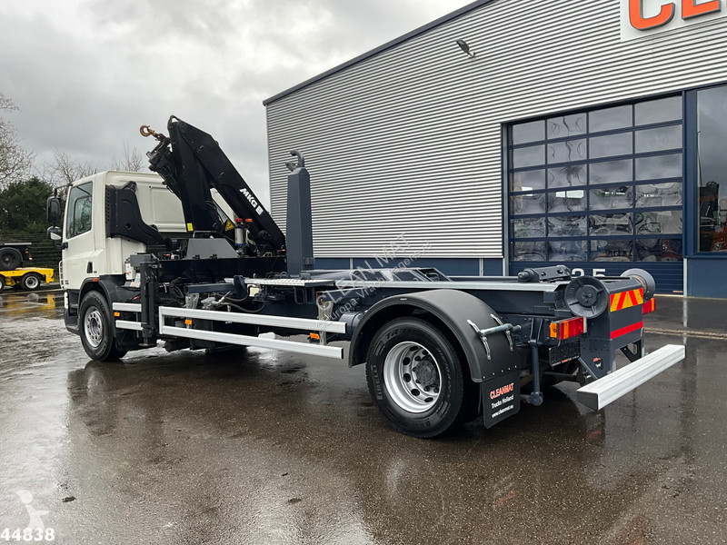 Camión DAF CF 250 MKG 14 Tonmeter laadkraan