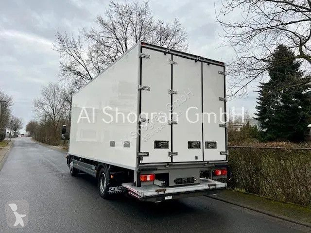 Kamion Mercedes 1218 Carrier Supra...