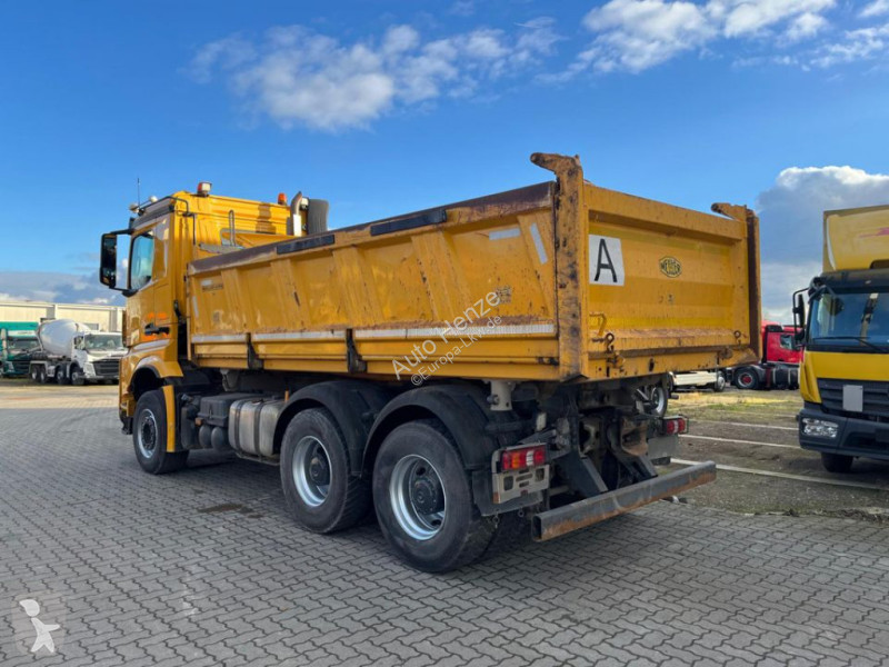 Kamion Mercedes Arocs 2663 6x4 3-Achs Kipper...