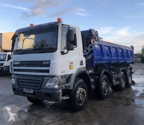 Camion DAF bâche 85360