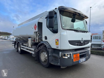 Camión cisterna hidrocarburos Renault