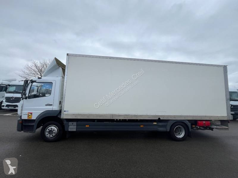 Vrachtwagen Mercedes