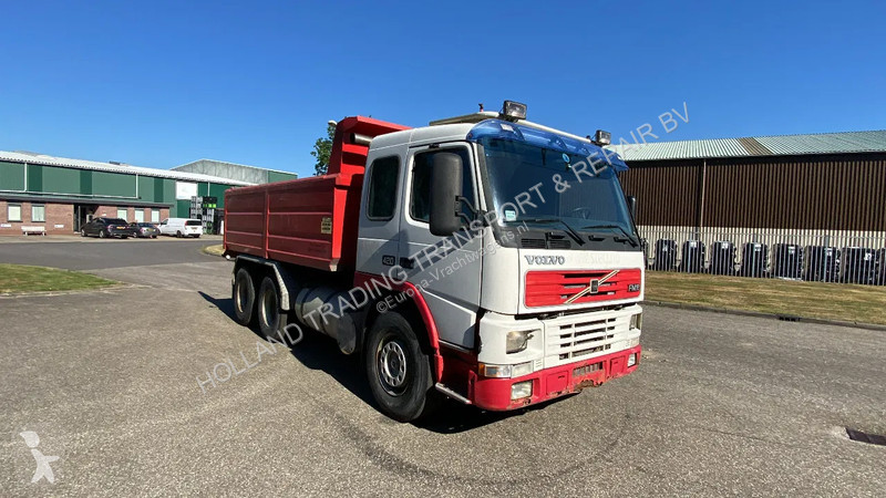 Kamion Volvo 12420 kipper