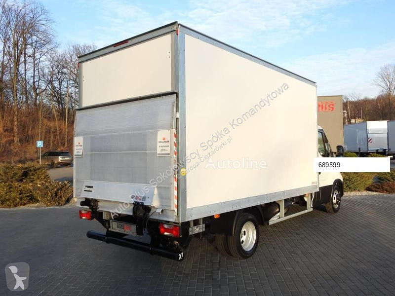 Kamion Iveco DAILY 35S16 KONTENER WINDA 8 PALET...