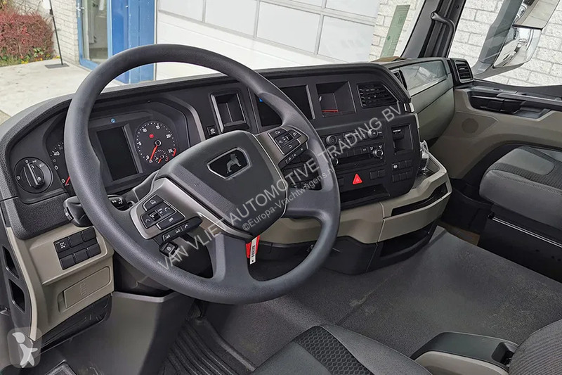 Camion MAN 33.400 BB CH Chassis Cabin (7 units)