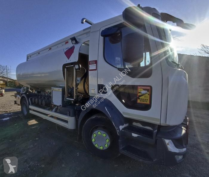 Kamion Renault CITERNE MAGYAR 10500L, 4 CPTS D...