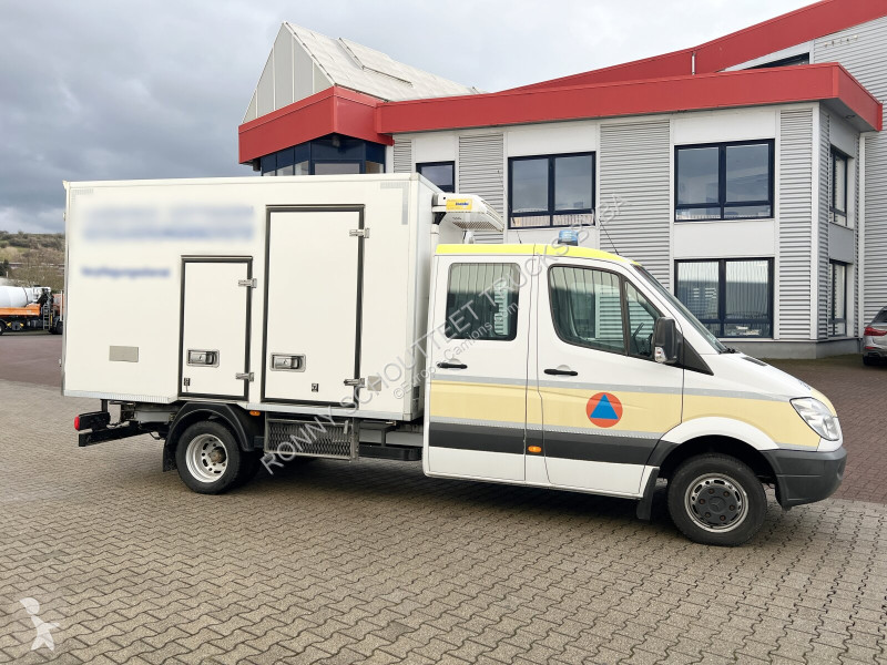 Camion Mercedes Sprinter 515 4x2 Doka Sprinter...