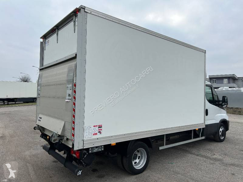 Véhicule utilitaire Iveco