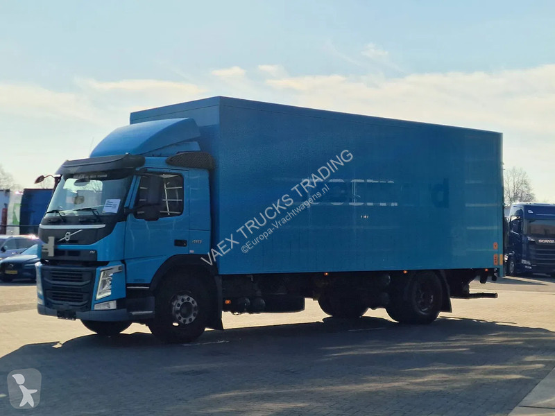 Kamion Volvo 4x2 - Box - Loadlift - Full air -...