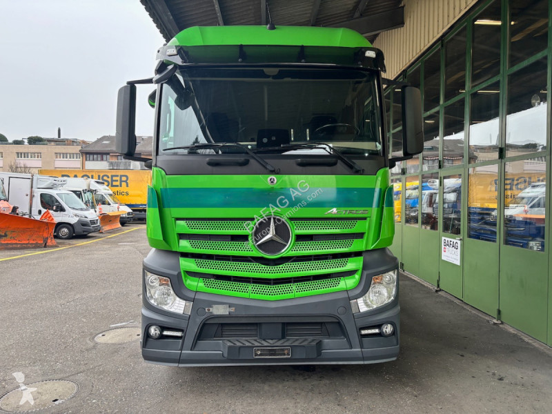 Camion Mercedes actros 2543 6x2 container...