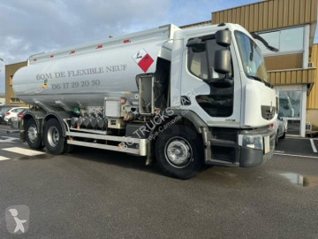 Camion citerne hydrocarbures Renault