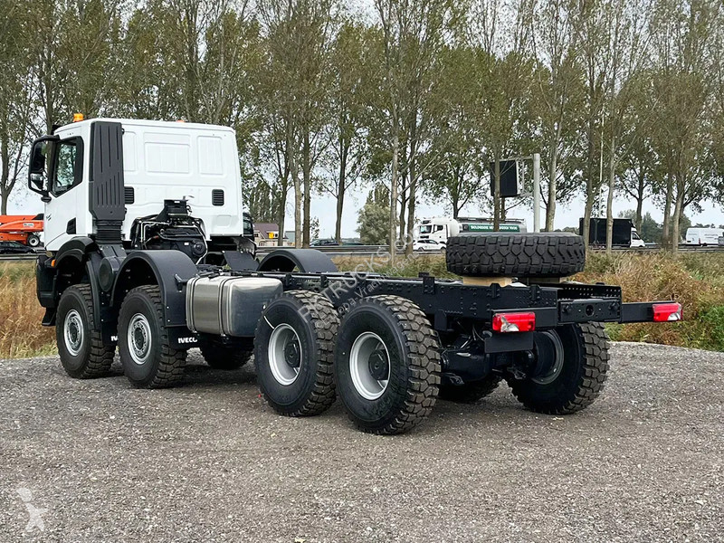 Camion Iveco T-Way AD410T47WH-5020 AT Chassis...