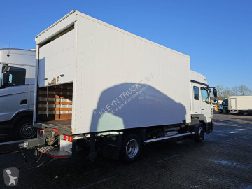 Camion fourgon Mercedes