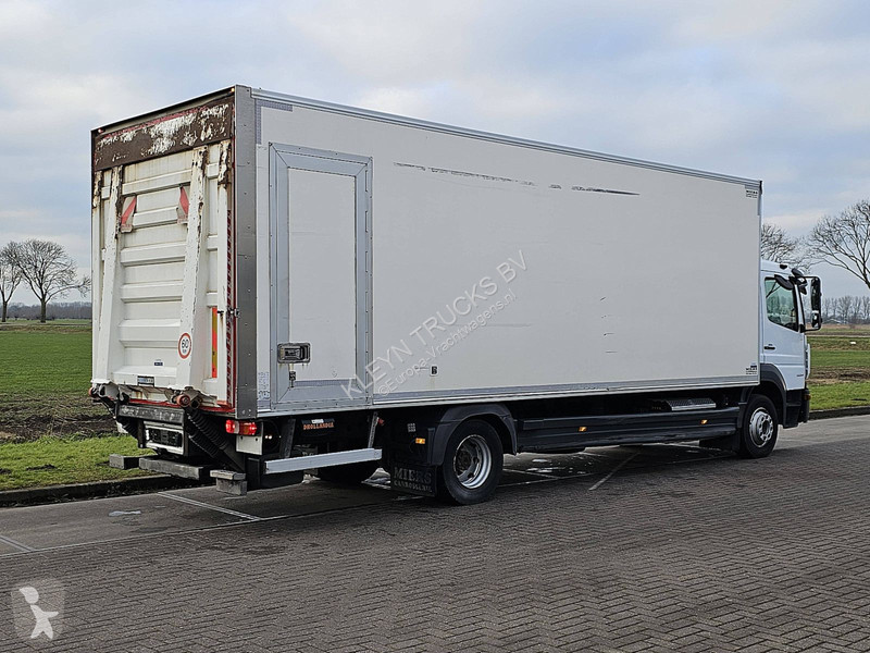 Camion Mercedes ATEGO 1224 L CARRIER LIT DOOR