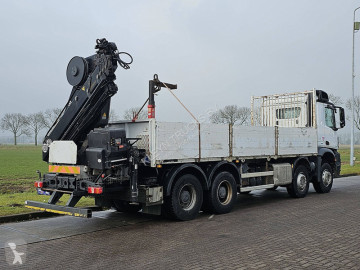 Camion grue Mercedes