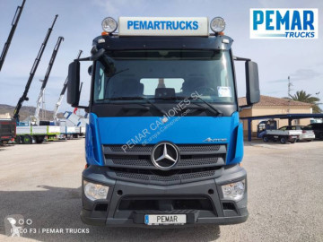 Camion polybenne Mercedes