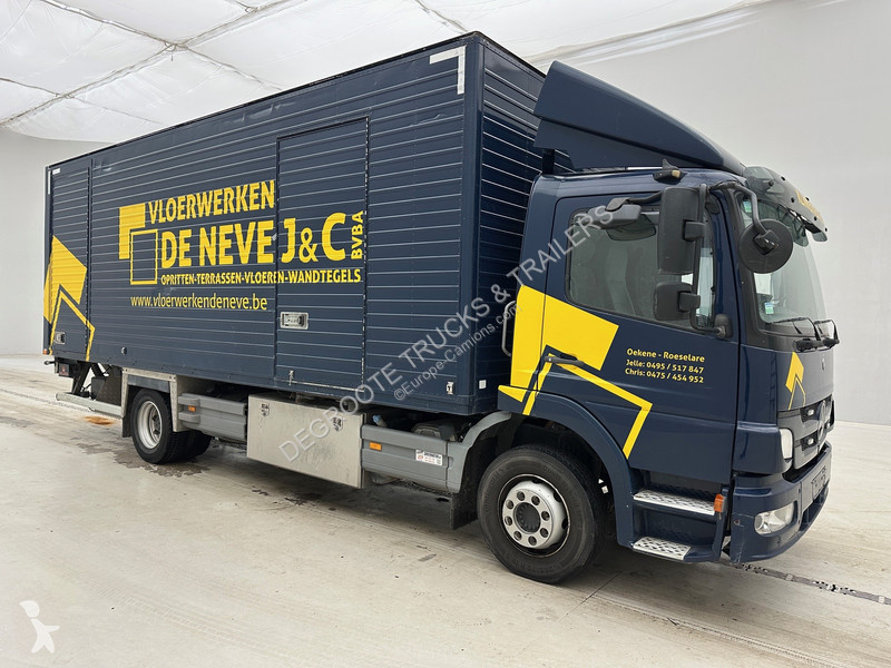 Lastbil Mercedes 1218