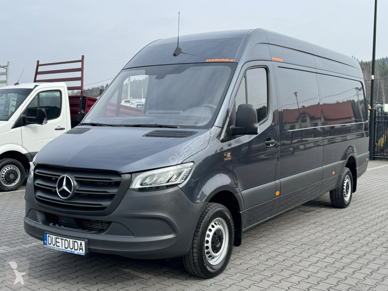 Kamion Mercedes 319