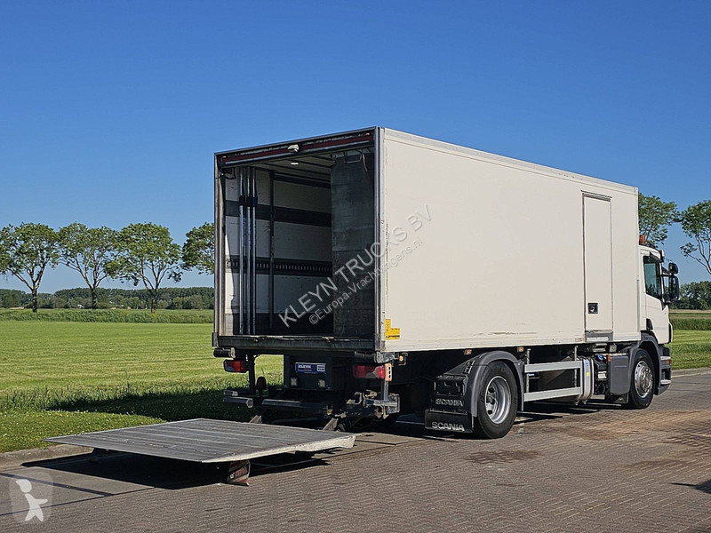Vrachtwagen Scania P250 CARRIER IFT 286TKM