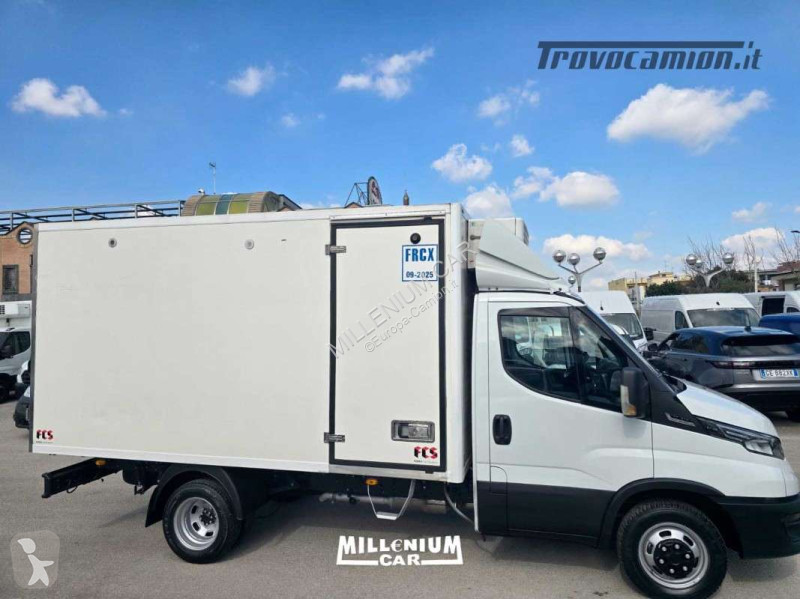 Veicolo commerciale Iveco 35-21 2019 CELLA 3,90...