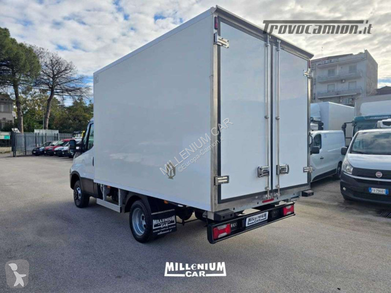 Veicolo commerciale Iveco 35-15 EURO 6 CELLA...