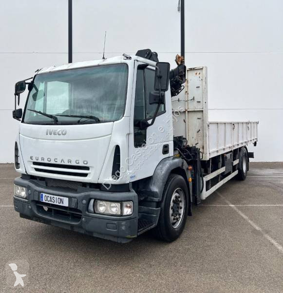 Kamion Iveco Con pluma