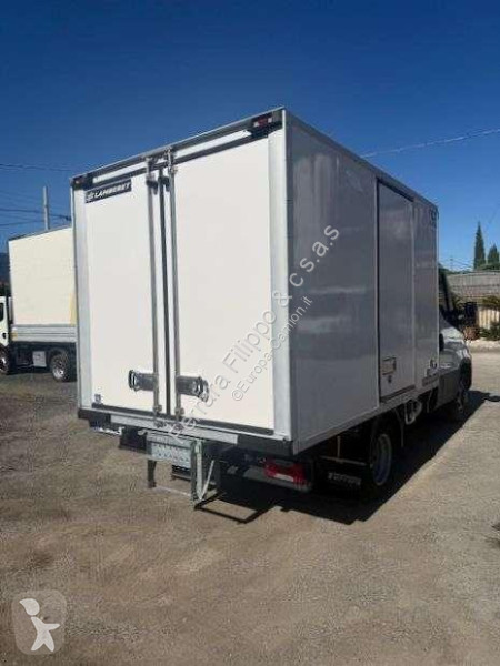 شاحنة Iveco 35-15