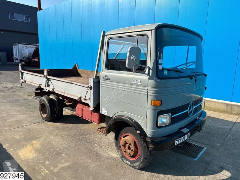 Kamion Mercedes D Manual, Steel suspension,...