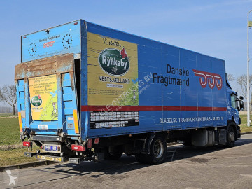 Camion fourgon Scania