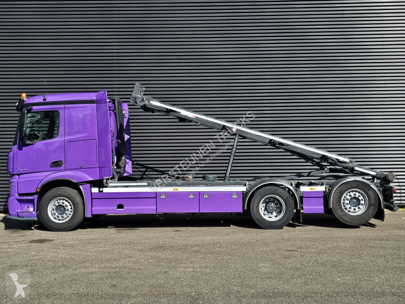 Camion Mercedes AROCS 3345 / 6x2 /...