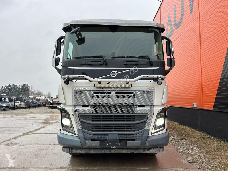 Kamion Volvo FH 750 10x4 ADR / RETARDER / FULL...
