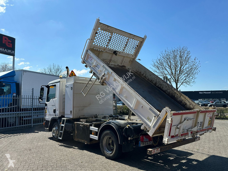 Kamion MAN 8.220 2 sides tipper Kipper