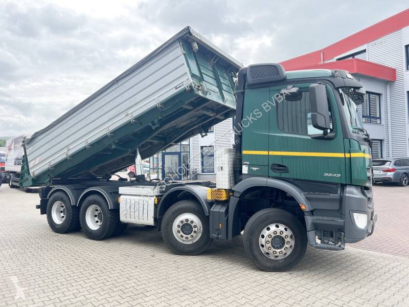 Camion Mercedes Arocs 3243 K 8x4 Arocs 3243 K...
