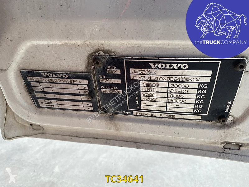 Camion Volvo 330