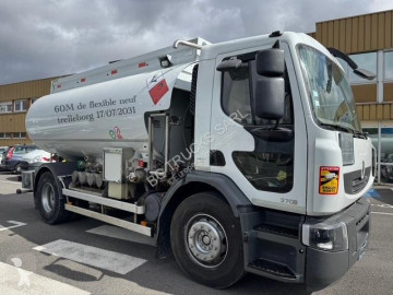 Camion citerne hydrocarbures Renault
